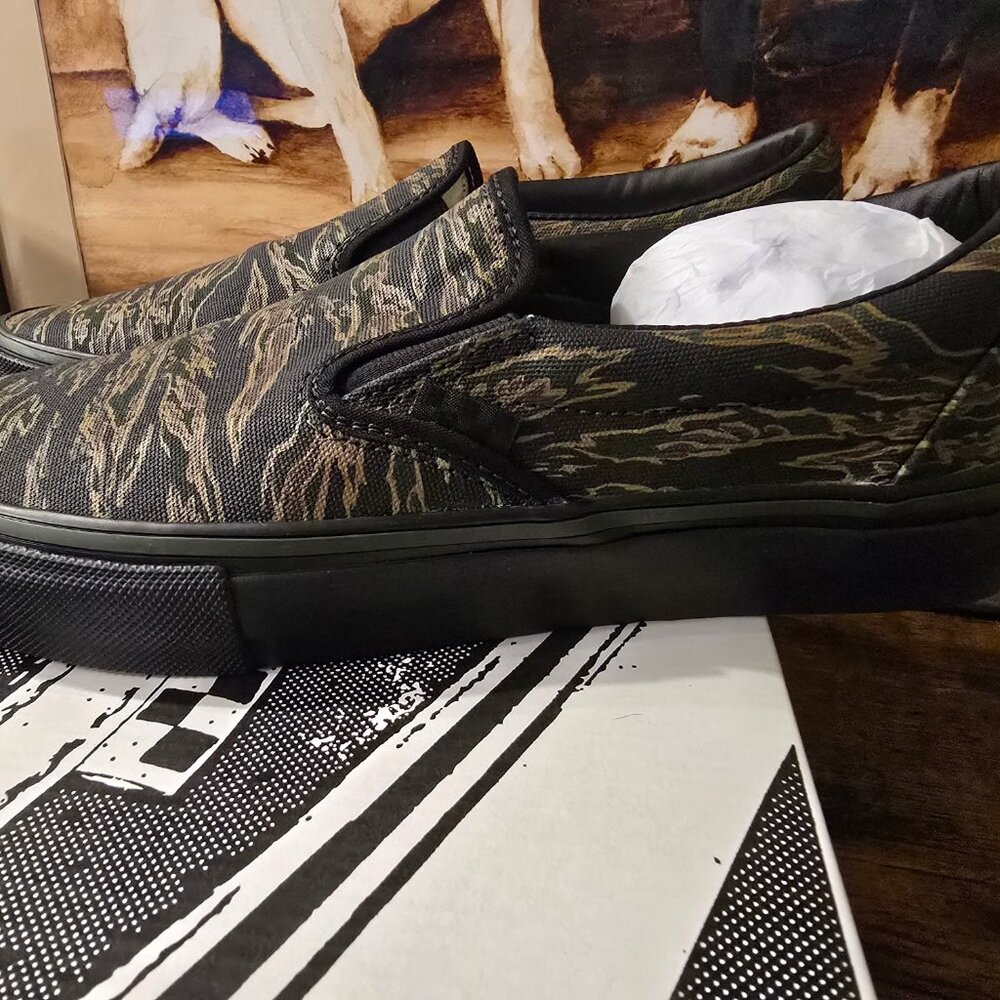 Vans Slip On Men's Size 10 Tiger Camo Green Black Brown Skateboarding Military